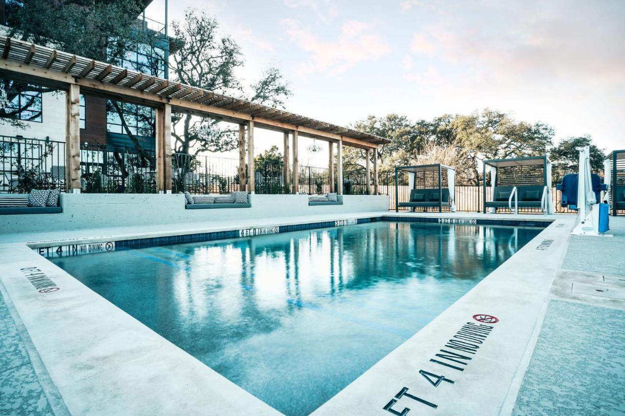 Colton House Hotel Austin Bagian luar foto