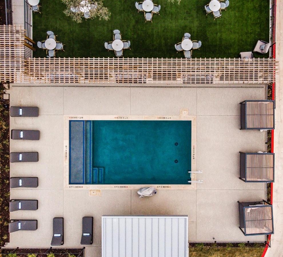 Colton House Hotel Austin Bagian luar foto