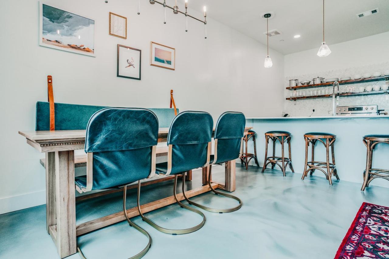 Colton House Hotel Austin Bagian luar foto