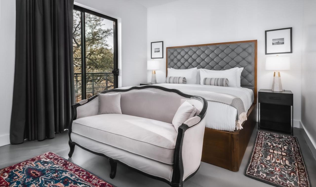 Colton House Hotel Austin Bagian luar foto