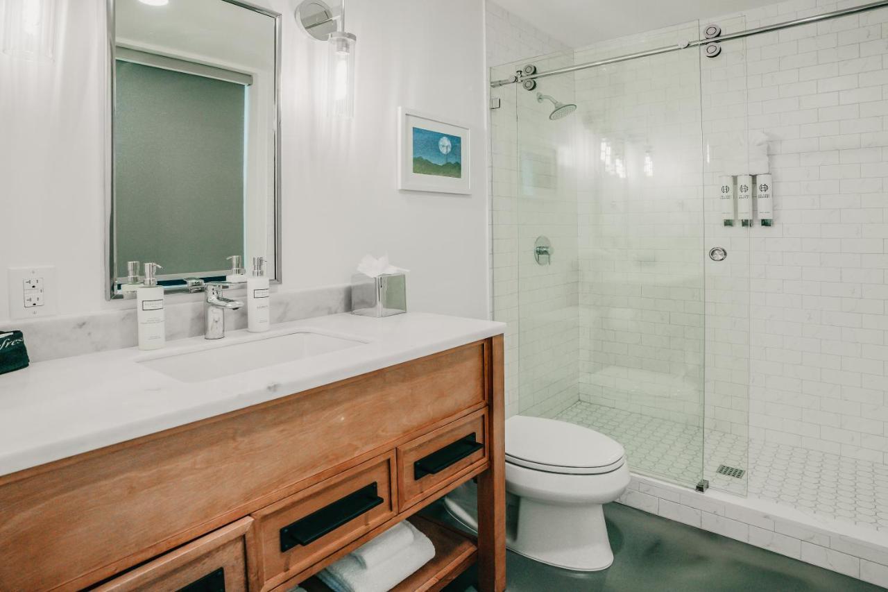 Colton House Hotel Austin Bagian luar foto
