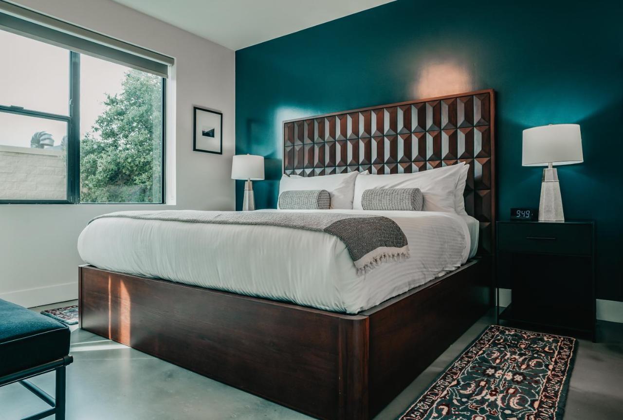 Colton House Hotel Austin Bagian luar foto