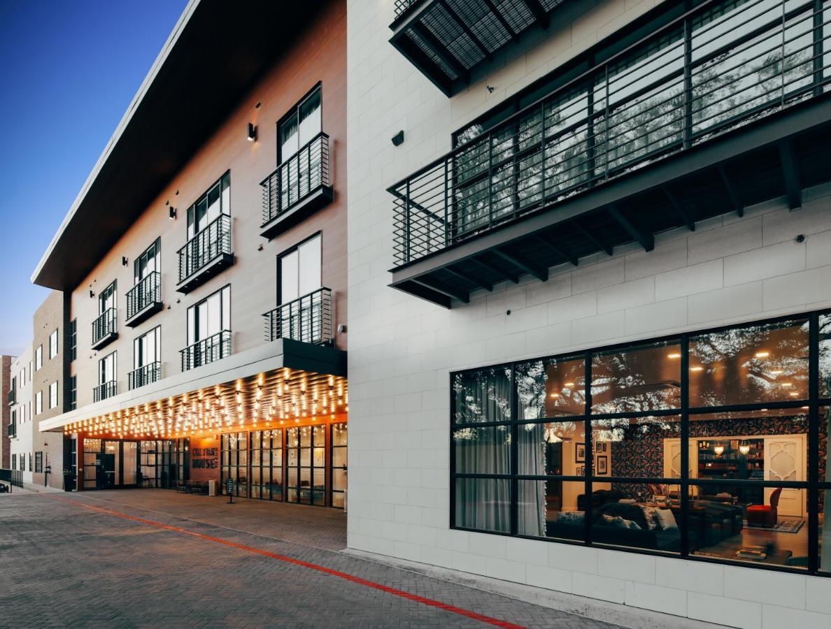 Colton House Hotel Austin Bagian luar foto