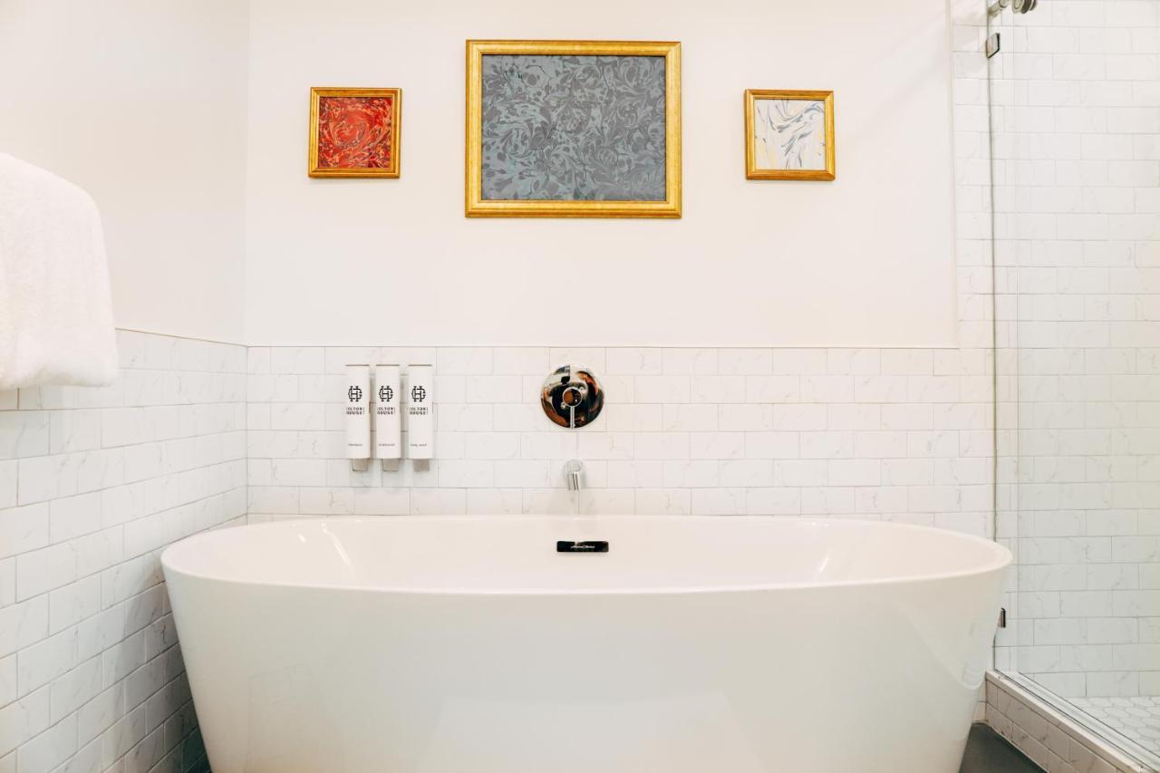 Colton House Hotel Austin Bagian luar foto